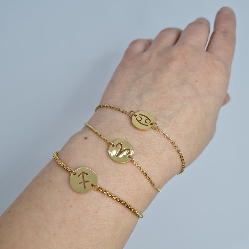Zodiac sign bracelet. Gold-tone chain bracelet. The unisex adjustable link bracelet.