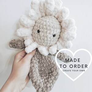 MADE TO ORDER Crochet Flower Baby Snuggler, Crochet Amigurumi, Amigurumi Flower, Baby Lovey, Baby Shower Gifts for Girls & Boys, Baby Snug