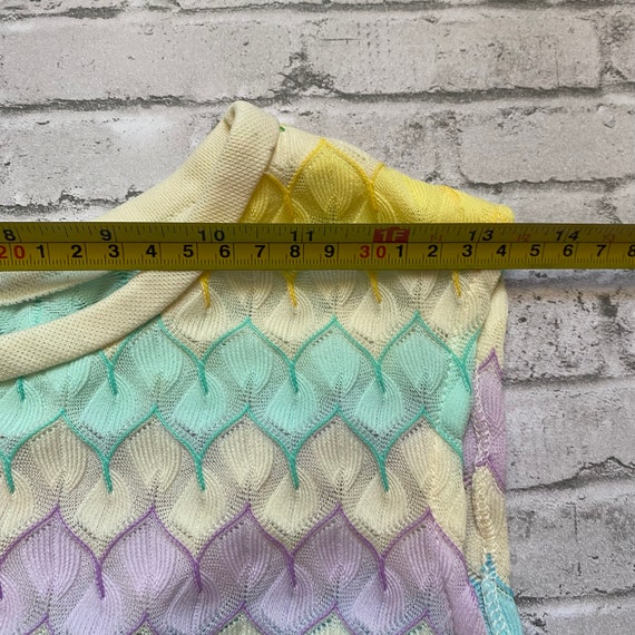 Vintage Pastel Rainbow Striped Chevron 70s Blouse - image 10