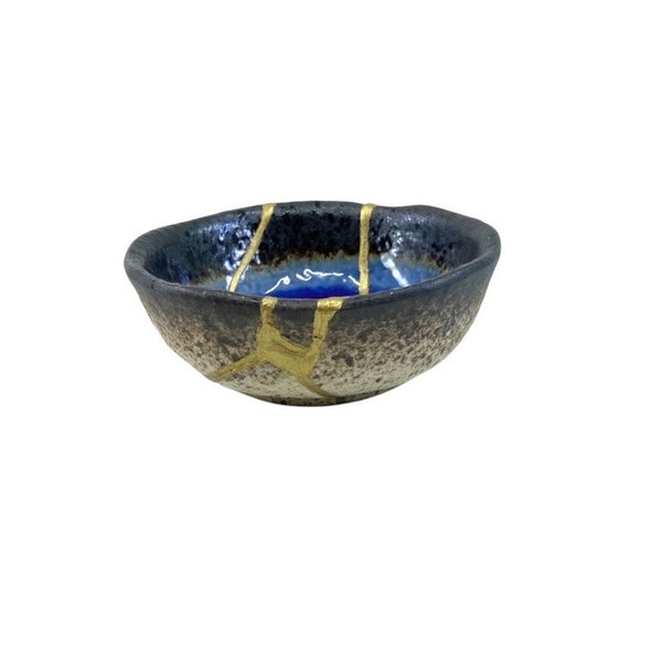 Mini “Akachan” Kintsugi - Small Cobalt blue dish **for display only ****