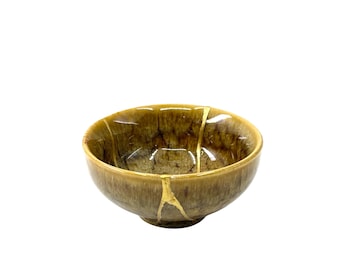 MIni Kintsugi - Treasures of The Silk Road - MINI Kintsugi Saffron Serpent teacup - * DISPLAY ONLY*