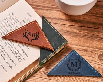 Marque-page d'angle en cuir personnalisé, marque-page en cuir gravé, marque-page en cuir monogrammé, cadeau d'anniversaire, cadeau pour lecteur