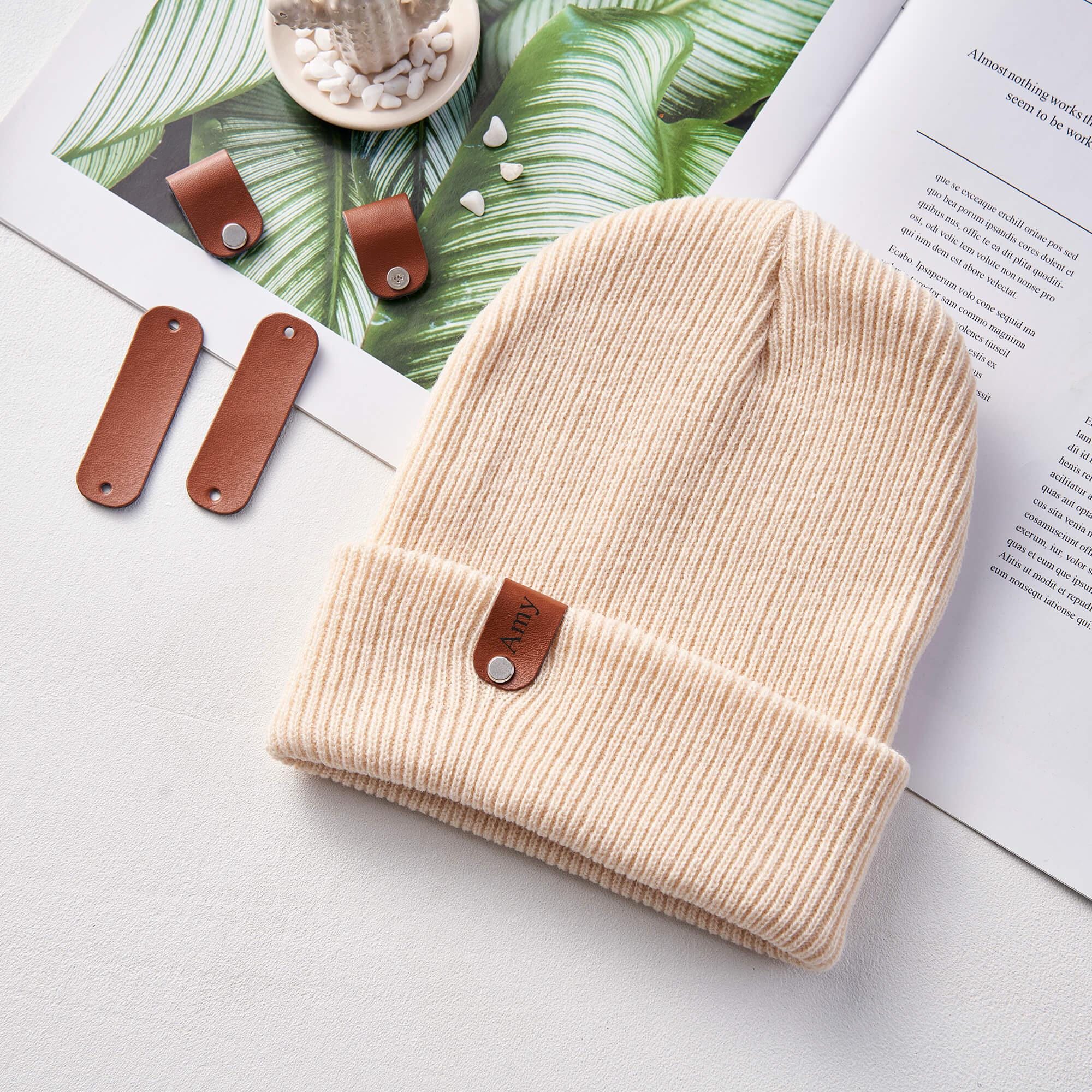 Etichette in similpelle fatte a mano per lavori a maglia, uncinetto e cucito; etichette personalizzate per berretti, coperte, borse; etichette per articoli all'uncinetto e a maglia - Italia