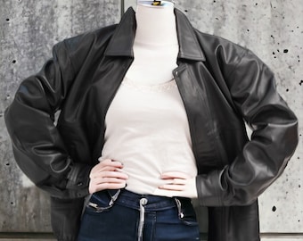 Handgemaakte oversized leren jaren 90 vintage bomberjack dames | Echt zwart oversized leren motorjack dames