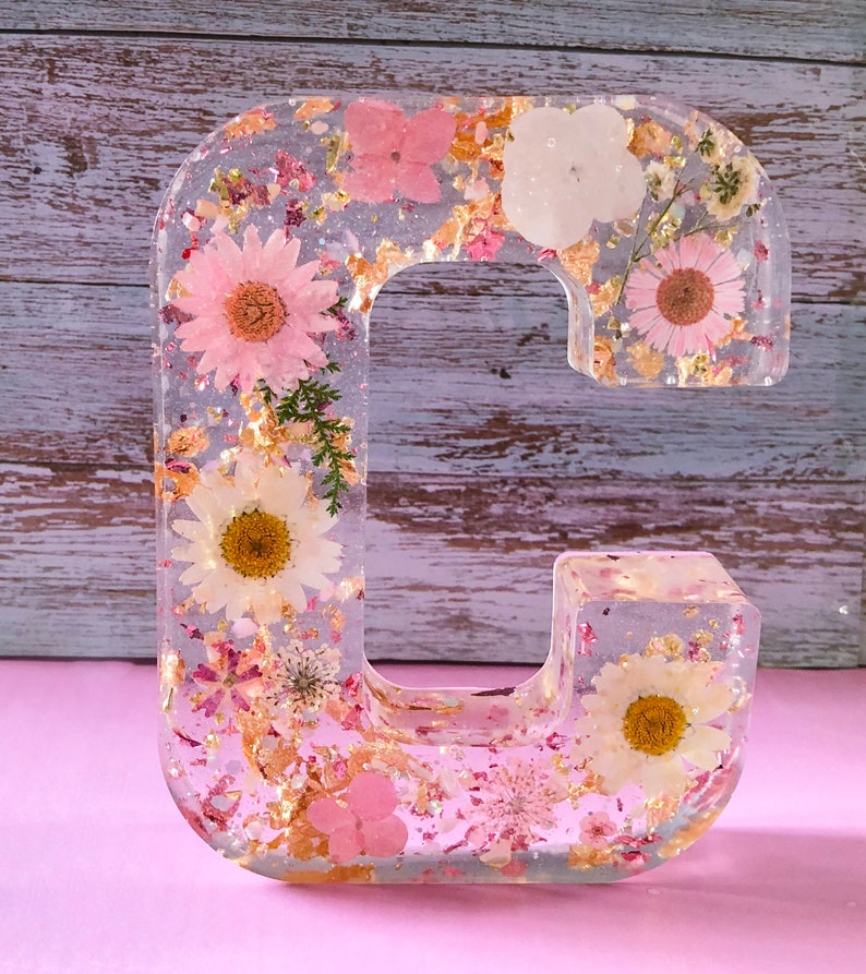 Pressed Flower Resin Letters / Freestanding Light up Letters for Shelf / Handmade Birthday Gift / Large 6 A-Z Personalised Letters image 2