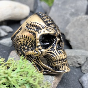 Cyberpunk Engraved Gold Plated Skull Ring Jewelry Silver Indian Tribal Tattooed Biker Ring