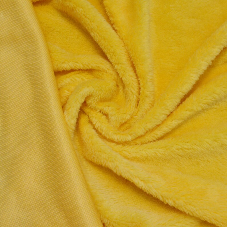 YELLOW Faux Fur Fabric en Craft Squares 20x20 pulgadas 50x50cm Yellow