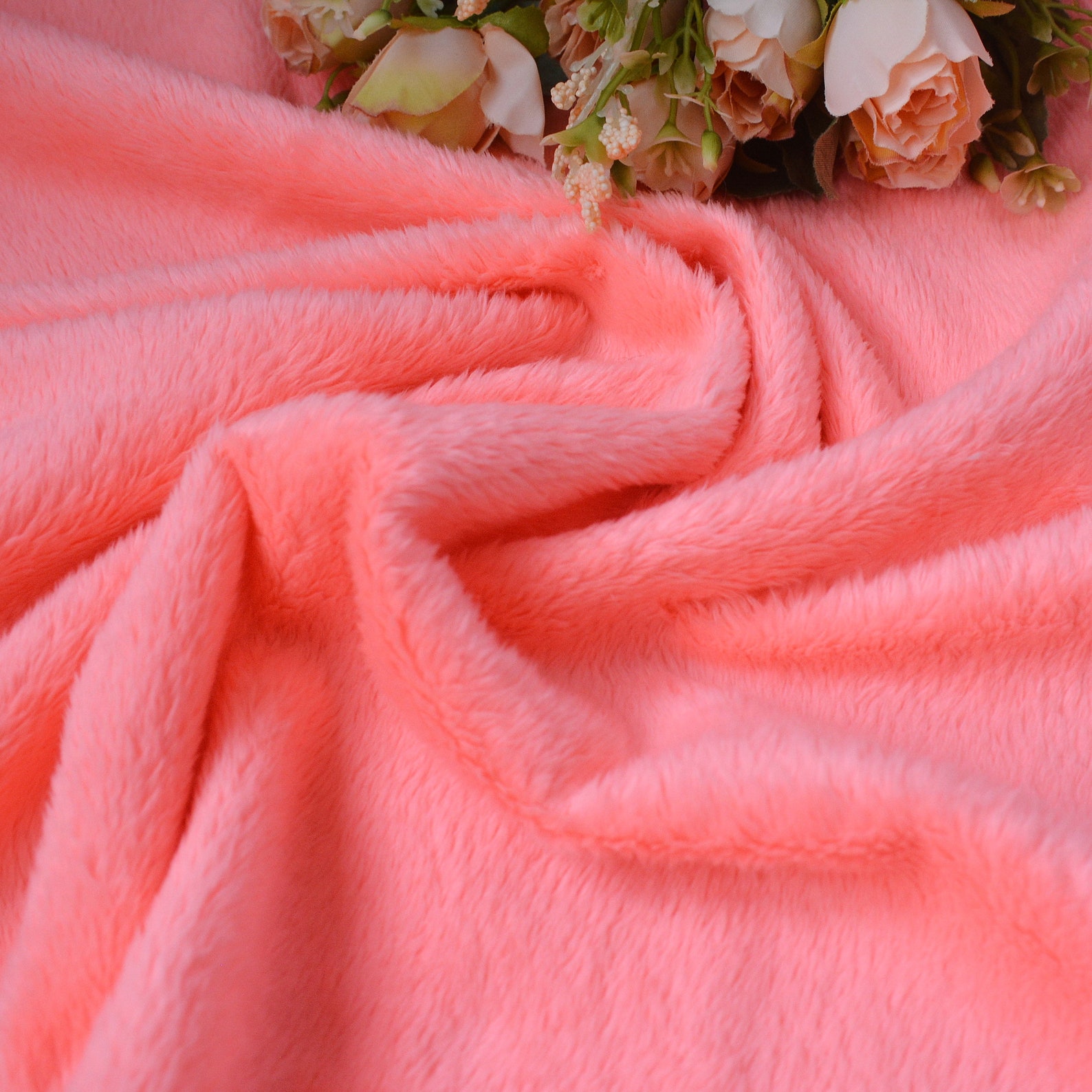 Creamy Pink Color Faux Fur Fabric in Craft Squares 20x20 Inch