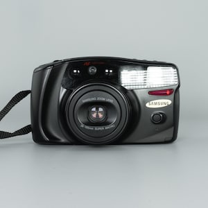 Samsung AF Zoom 1050 - 35mm Film Camera, Point and Shoot
