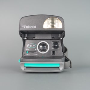 Polaroid 600 Instant Film Camera