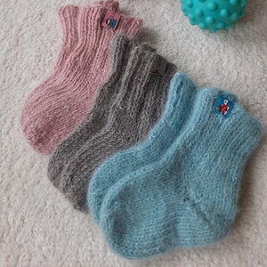 Sapatos de bebê meias de malha/malha crochê lã merino luvas de bebê alpaca rosa azul cinza turquesa gêmeos batismo presente de nascimento
