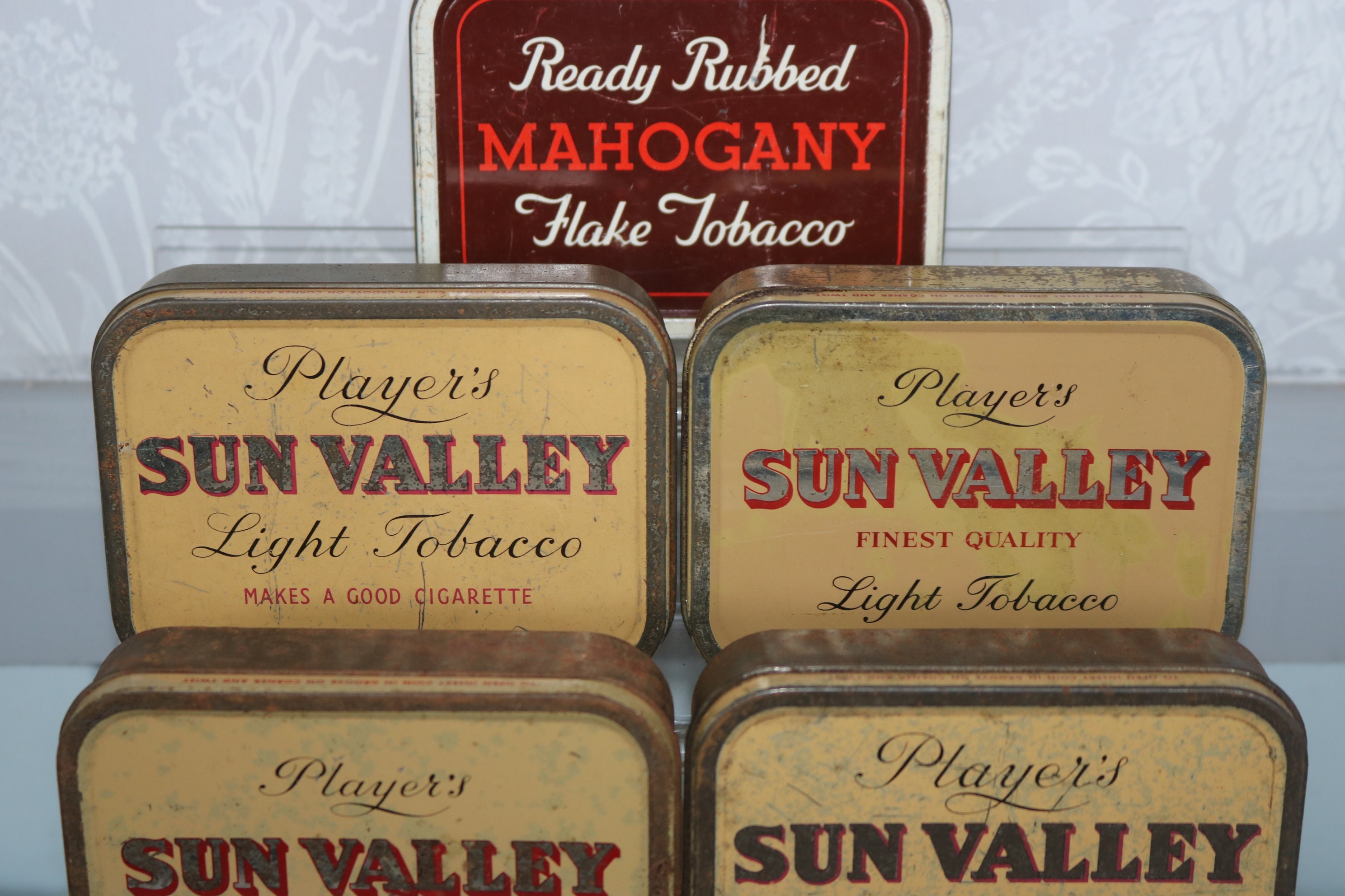Vintage Ready Rubbed Mahogany Players Sun Valley Tobacco photo image