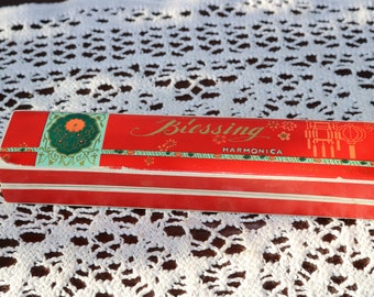 Vintage Blessing Harmonica with Cherry Blossom Decoration, Made in china
