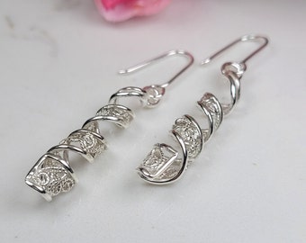 Filigree earrings, Dainty long earrings, Floral silver earrings, Art earrings sterling silver, Art nouveau earrings, Filigree art jewelry