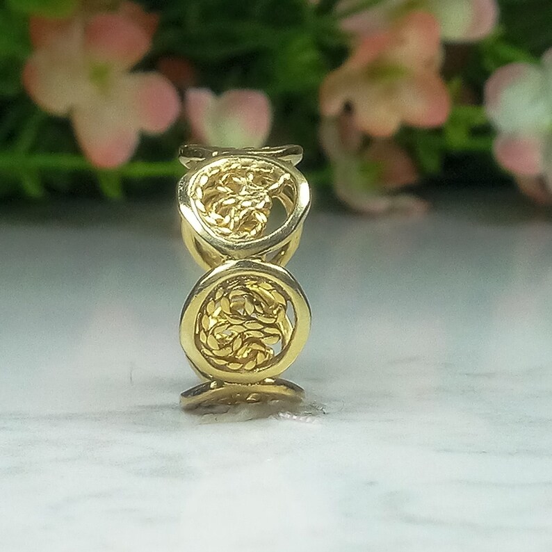 Floral wedding ring Dainty wedding band Gold lace ring Dainty gold ring Dainty filigree ring