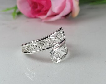 Filigree ring, Adjustable ring, Sterling silver band, Vintage style ring, Wide silver ring, Thumb ring, Birthday gift for her