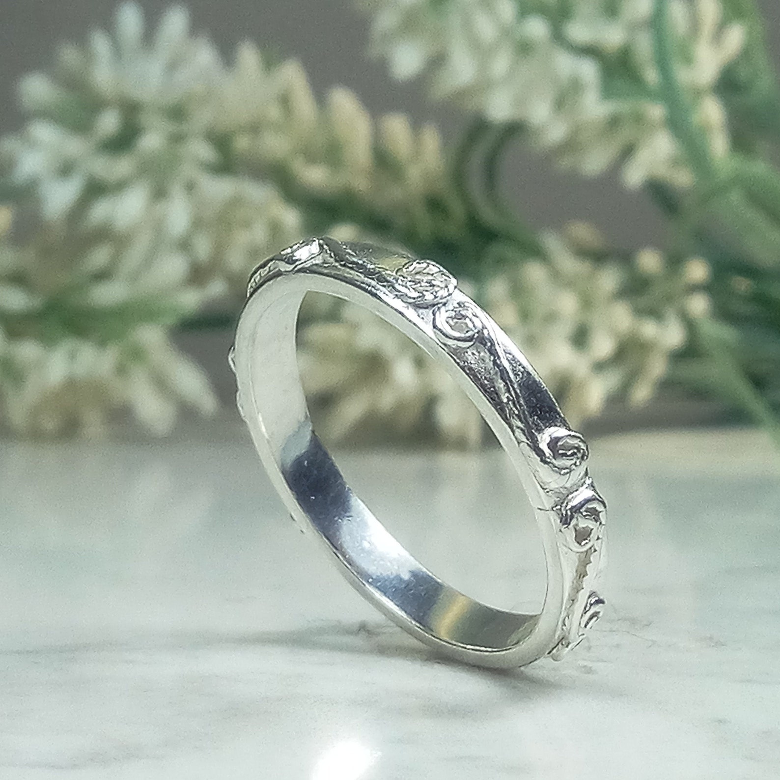 Floral wedding ring Dainty wedding band Silver lace ring Etsy