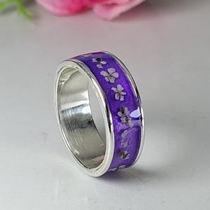 Resin ting, Boho band ring, Sterling silver purple ring, Silver flower ring, Purple ring gift, Birthday gift jewelry for her