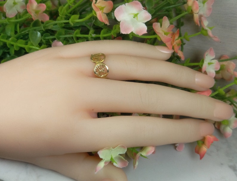 Floral wedding ring Dainty wedding band Gold lace ring Dainty gold ring Dainty filigree ring