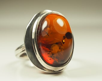 Natural Glossy Cognac color Genuine Baltic Amber ring 6.3 grams.