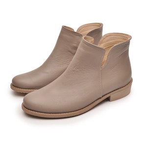 Dora - sale 10 US, ankle leather boots,leather women shoes,ankle booties,beige ankle boots flat boots,black ankle boots,anna maratti boots