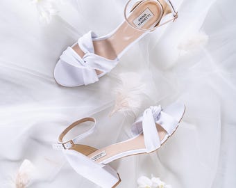 Nela - Venta de sandalias de tacón bloque US 8, zapatos de boda, zapatos azules, sandalias blancas, sandalias de tacón bloque, tacones de boda, zapatos de novia, sandalias de tacón blanco