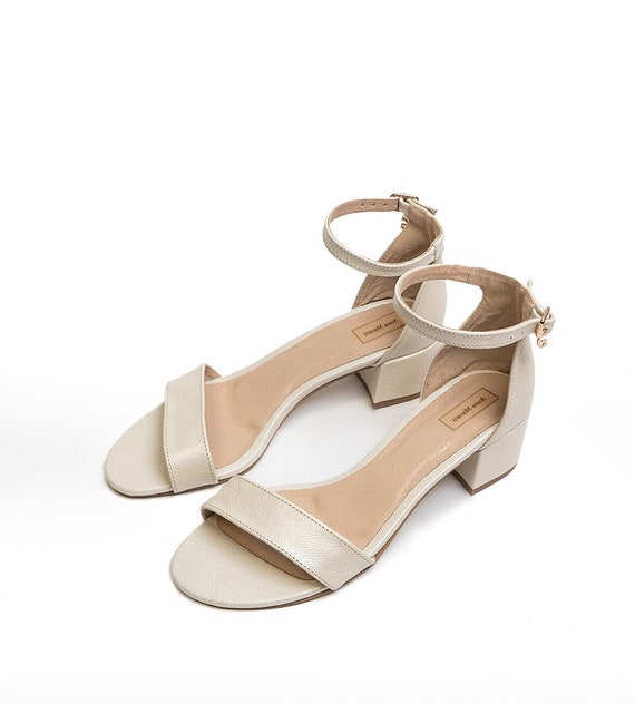 Gala bruiloft sandalen Witte sandalen Trouw schoenen - Etsy België