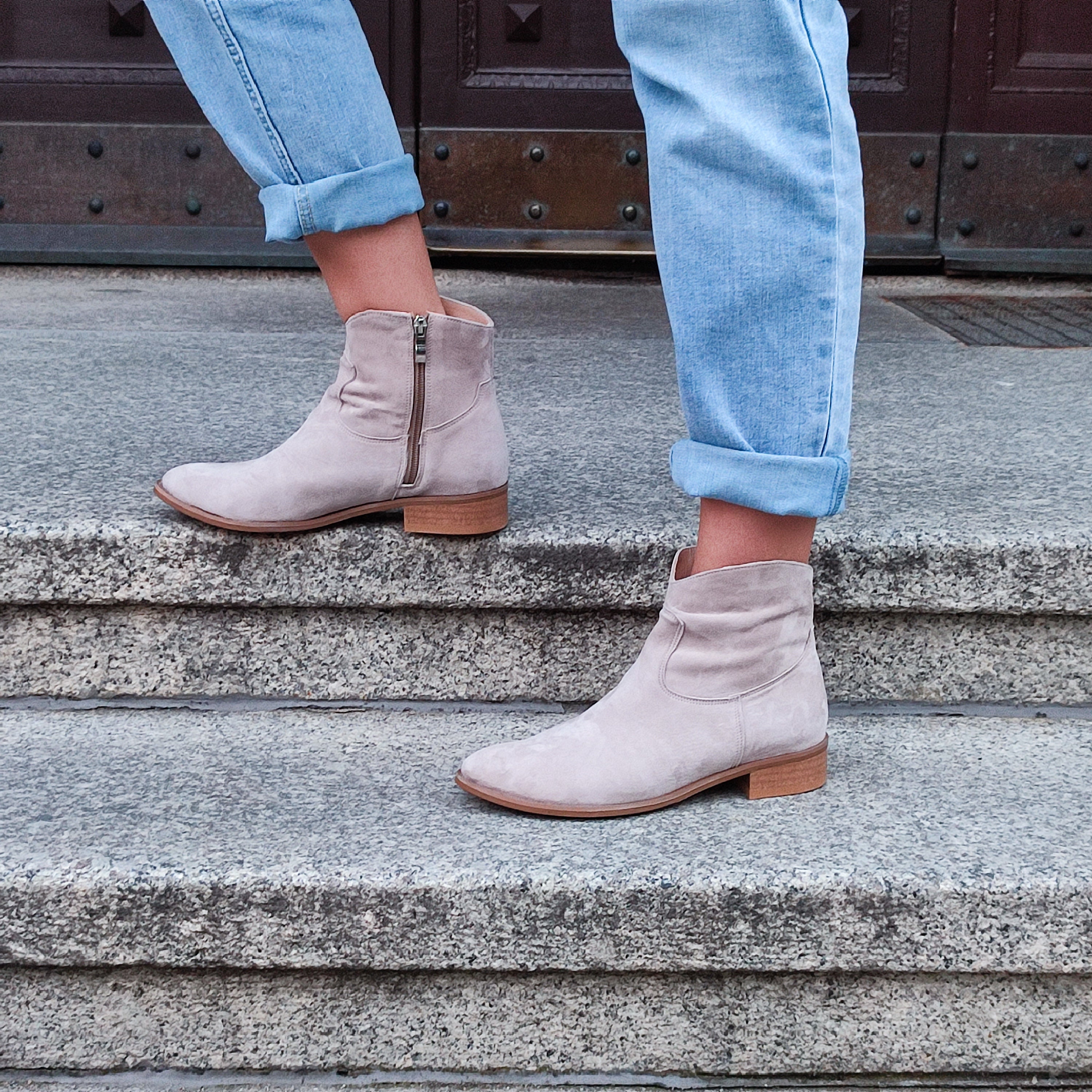 Sona boots shop