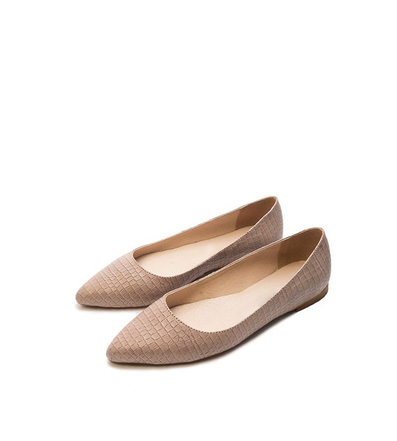 womens camel flats