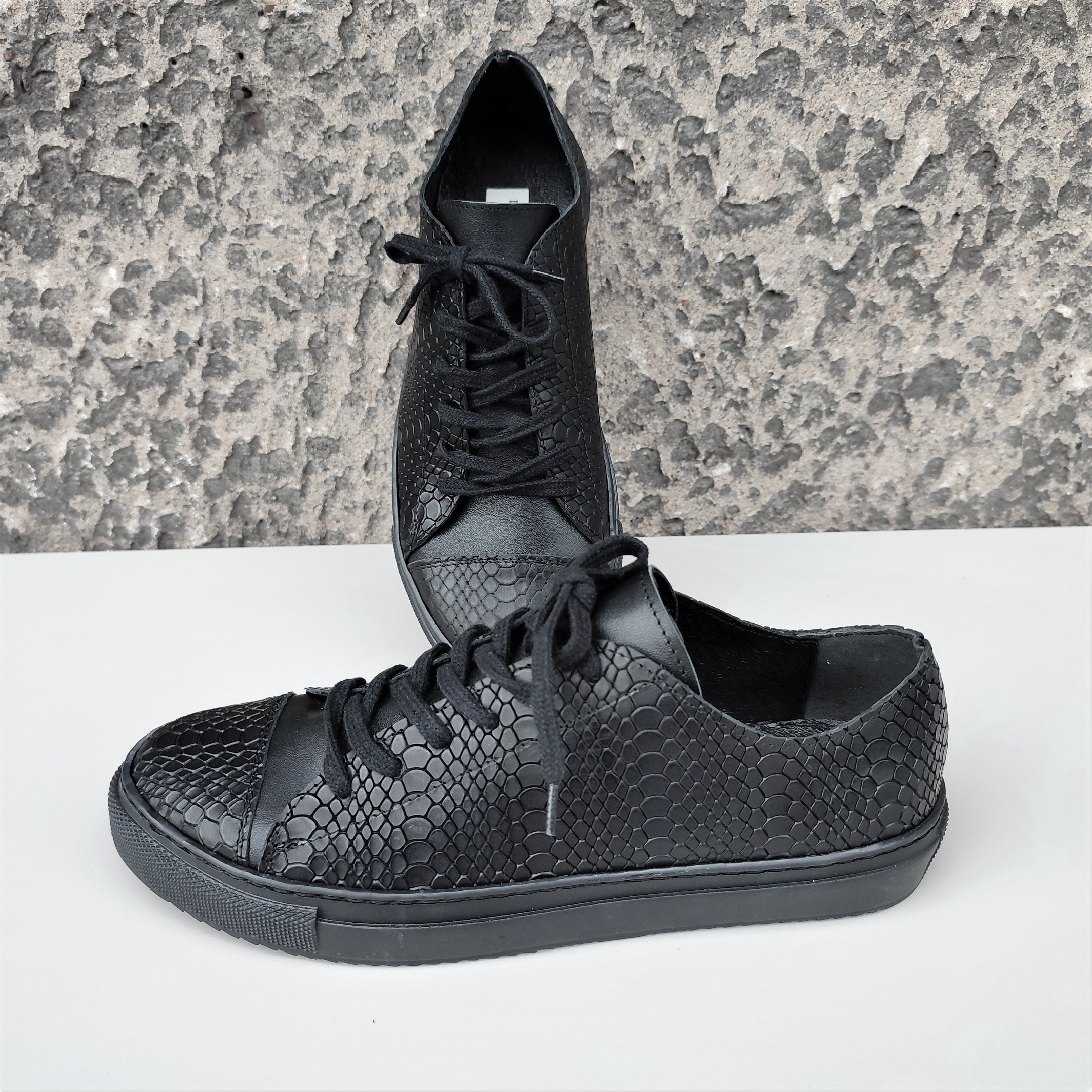 Zapatillas Mujer Negras (ZT15.N)