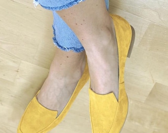 Reta - sale 8 US loafers,Women shoes,Black women shoes,Flat women shoes,Casual shoes,Yellow loafers,Women loafers,Women leather shoes