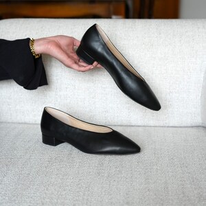 Agatha - zwarte leren schoenen, ballerina's voor dames, ballerina's met spitse neus, Anna Maratti afbeelding 3