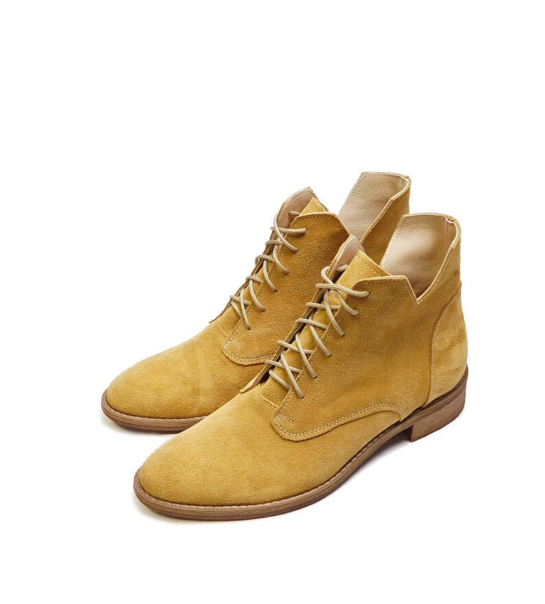 women boots Women ankle boots Laced booties Short ankle boots Flat ankle boots Black ankle boots Low ankle boots Lace up ankle boots Dako