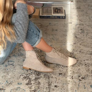 Greta - Skórzane botki do kostki, Damskie botki do kostki, Koniakowe sznurowane buty do kostki, Retro botki do kostki, Eleganckie buty, Buty Anna Maratti zdjęcie 8