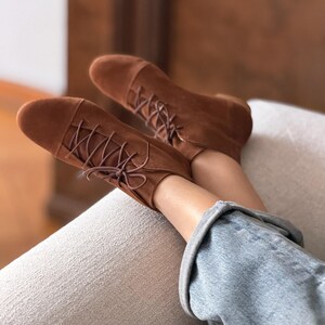 Greta - Skórzane botki do kostki, Damskie botki do kostki, Koniakowe sznurowane buty do kostki, Retro botki do kostki, Eleganckie buty, Buty Anna Maratti cognac