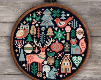 Weihnachtswald-Kreuzstichmuster: Skandinavische nordische Stickerei (PDF-Muster)
