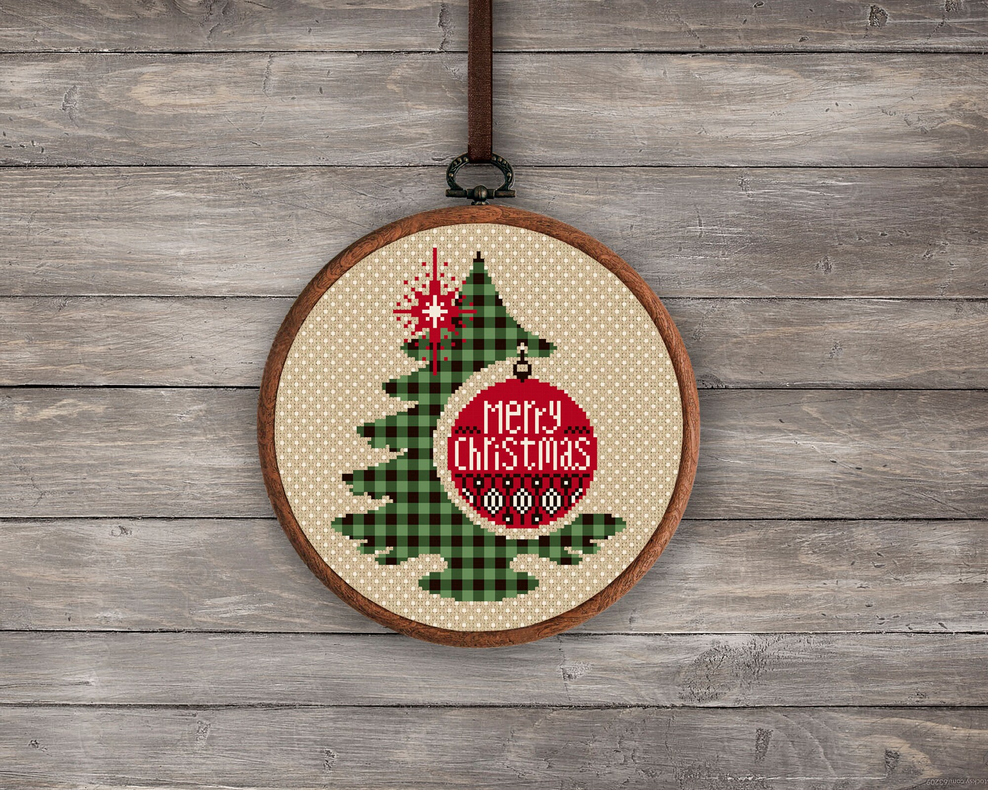 クリスマスツリーの格子縞のクロスステッチパターン：ホリデー