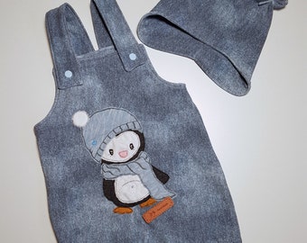 Baby set with penguin, consisting of romper in denim look and matching hat in size. 56/62