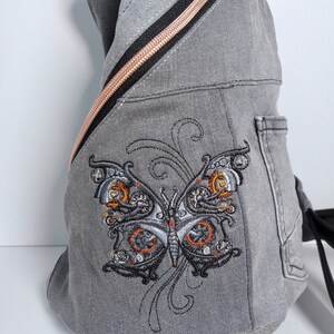 Crossbody Bag Rucksack Handtasche aus Jeans mit Stickerei Bild 2