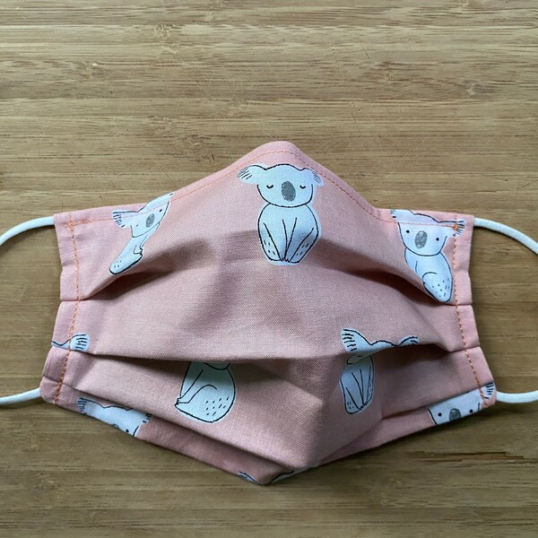 Bio-Baumwolle Koala Gesichtsmaske. Wiederverwendbare, waschbare Gesichtsmaske mit Filtertasche und formbarem Nasenstück