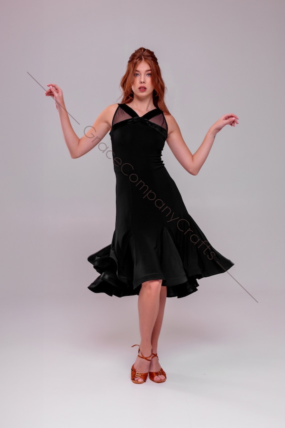 black laced dress LACE WITH NECKLINE Women's Skater Dress, Vibrant Size:SP corset midi dress creating an effortlessly elegant