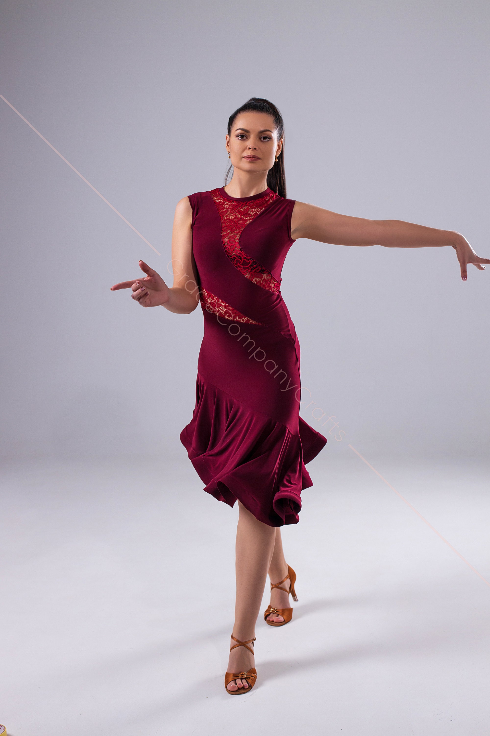 Evening dress.Red dress.Tango dress.Party dress.Ballroom dance dress.Ballroom dress.Woman dress.Latin dance dress.Robe tango.Latin dress Evening dress.Red dress.Tango dress.Party dress.Ballroom dance dress.Ballroom dress.Woman dress.Latin dance dress.Robe tango.Latin dress