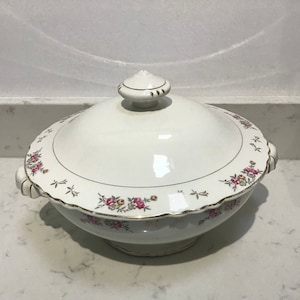 Vintage French Soupiere/ Tureen/ Serving Dish - Faiencerie D’Orchies