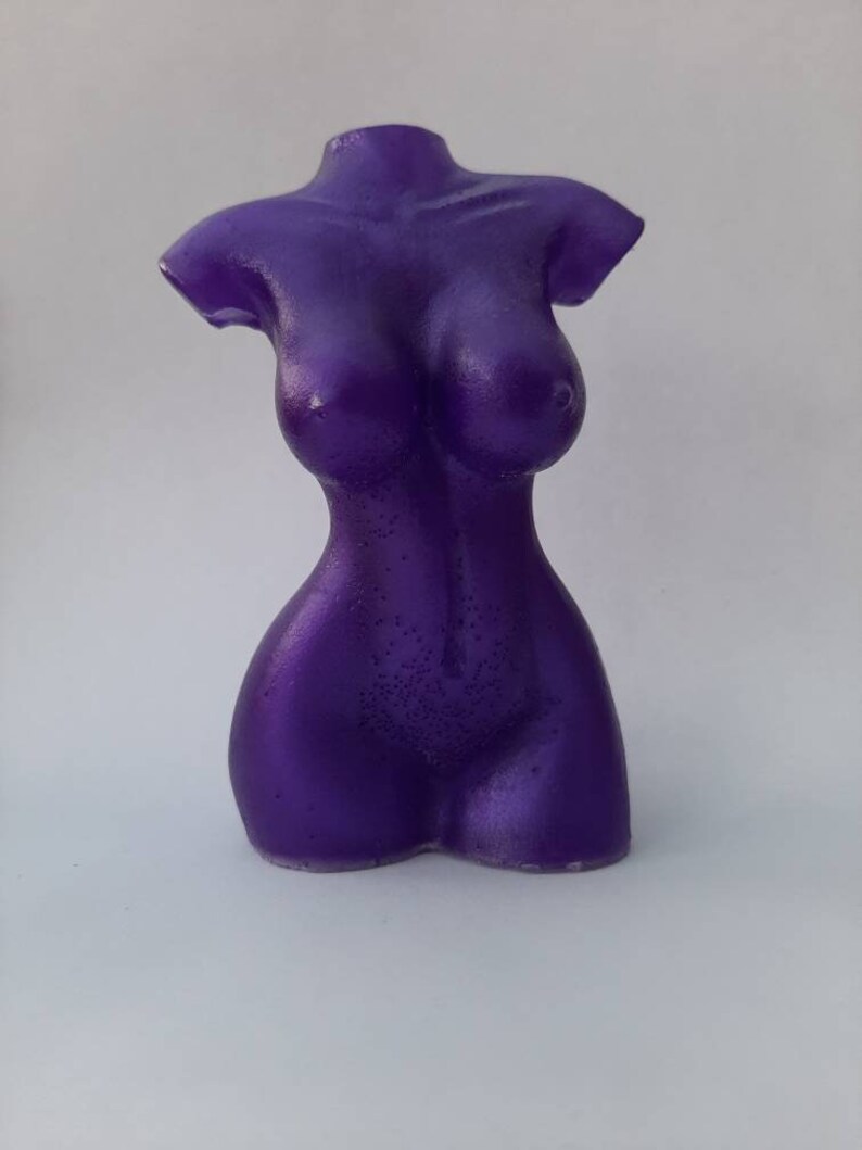 Body resin sculpture