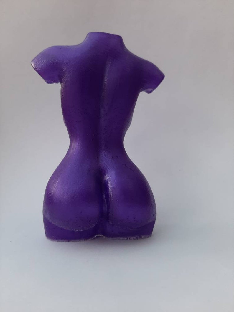 Body resin sculpture