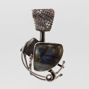 Pendentif labradorite en argent sterling Pendentif artisanal unique en argent Pendentif fait main oxydé Pendentif orfèvre unique en pierre rouge