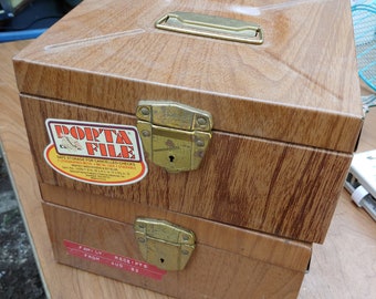 Ballonoff USA Vintage 1960's Wood Grain Tin Porta Check File Box with key pictures documents trinket office retro