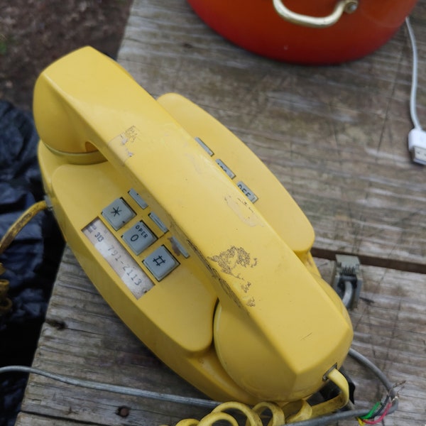 Vintage Western Electric Yellow Touchtone Princess Phone free shipping