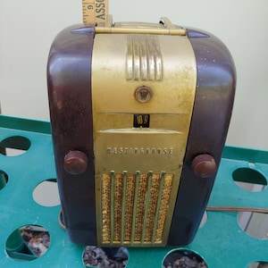 Antique Westinghouse H-125 Teal Little Jewel Refrigerator bakelite 1940 Vintage Radio Working