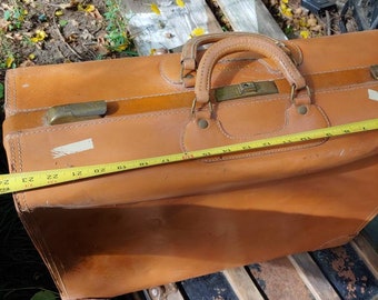 MidCentury Suitcase, Leeds Tested TravelWear Suitcase, Vintage,mcm Luggage, Lead’s Tested TravelWear double handle retro case